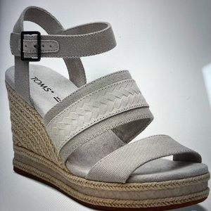 Tom’s Women’s Madelyn Woven Platform Espadrille Wedge Sandals